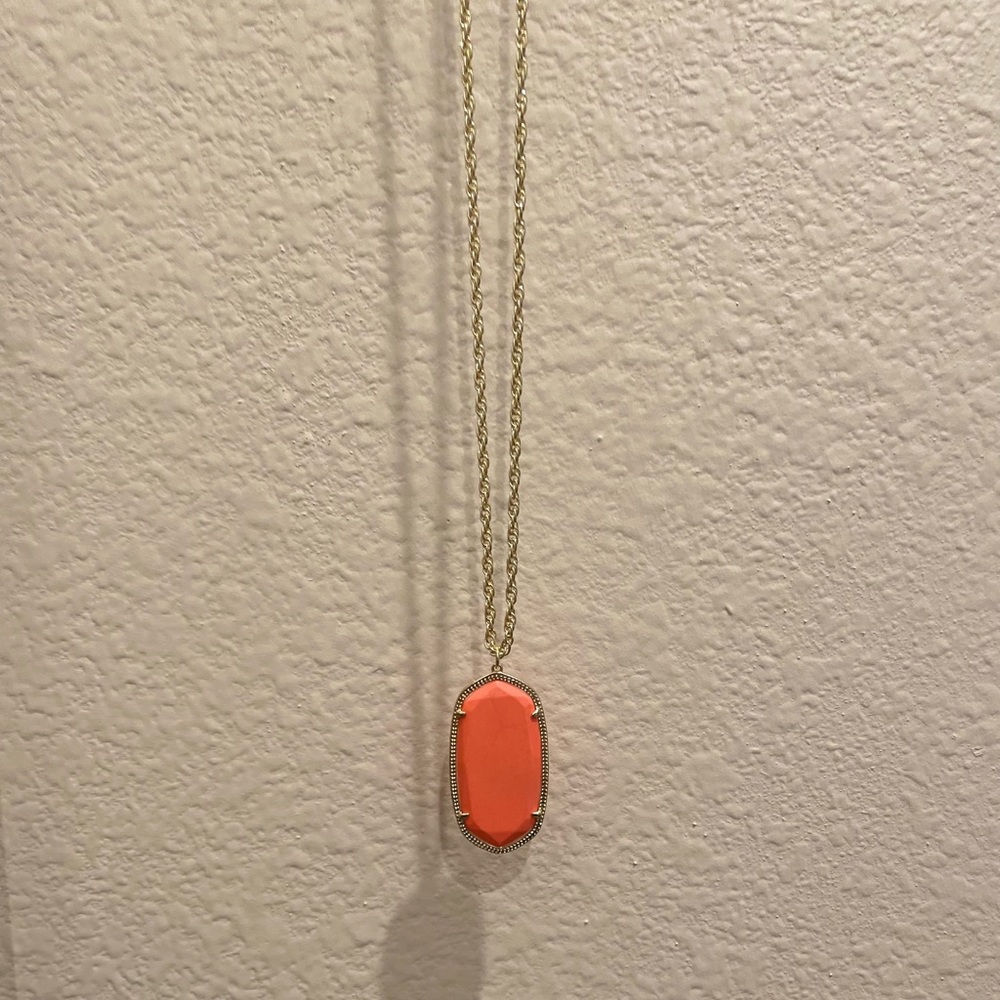 Necklace - Coral (Kendra Scott) Pendant